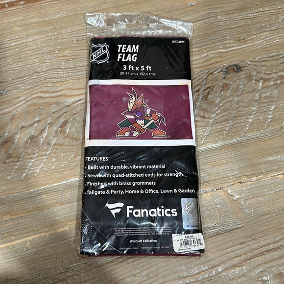 NWT Arizona Coyotes Team Flag *Kachina 3ftx5ft - Picture 2 of 7